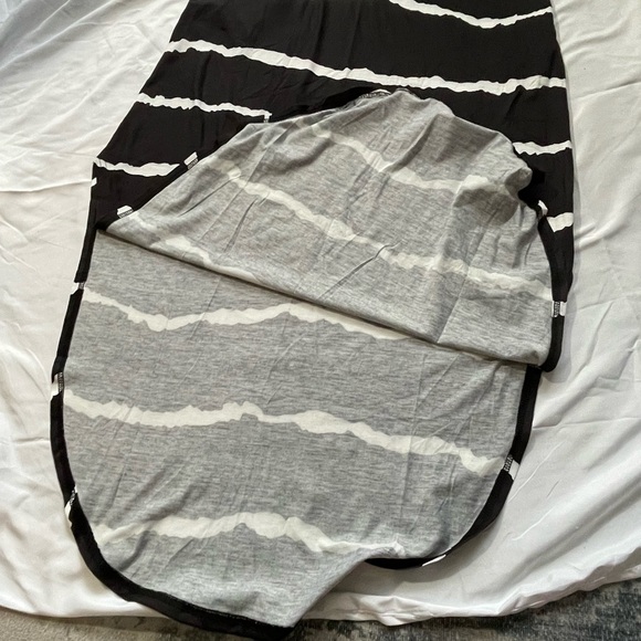 Black and White Striped Dress - Picture 2 of 10